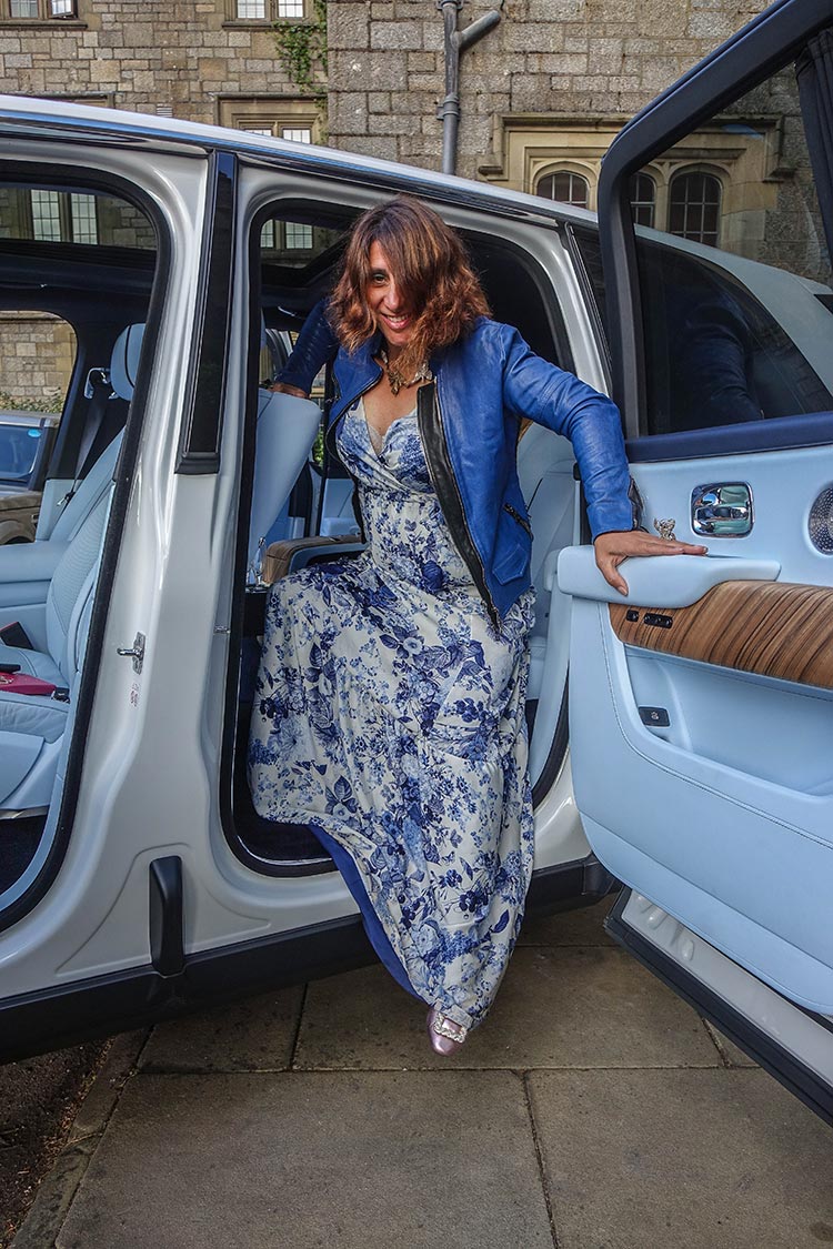 Rolls Royce Cullinan SUV MenStyleFashion 2019 Artic White United Kingdom (5) Gracie Opulanza Fashion