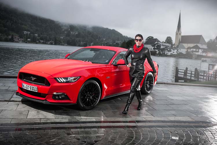 Ford Mustang GT V8 Gracie Opulanza fendi, leather dress 2015 (8)
