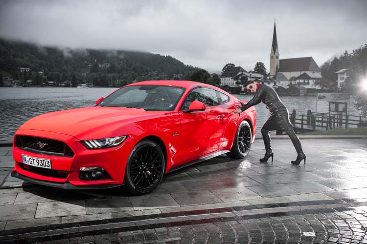 Matrix – Latex Fashion Is It Eco – Friendly