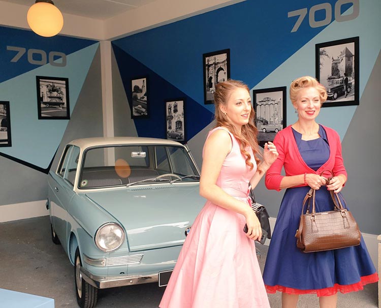 Goodwood-Revival-Dior-Vintage-Catwalk-2019-Gracie-Opulanza--(10)