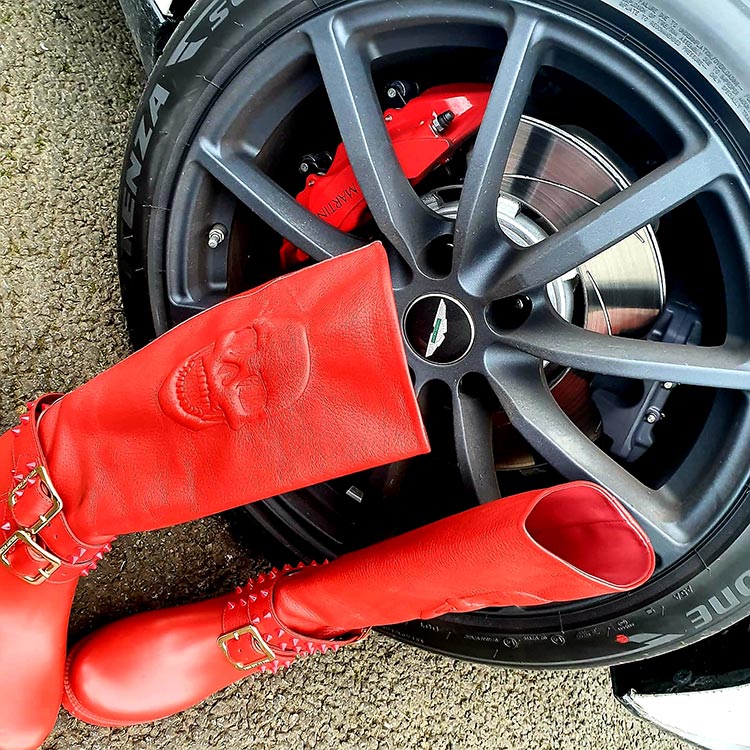 Gracie Opulanza Aston Martin DB11 MenStyleFashion review 2020 (2)