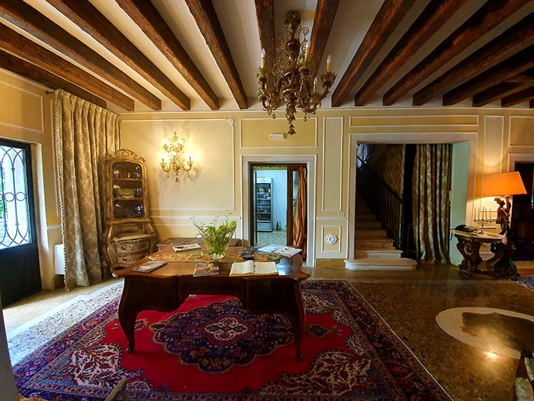 Relais Alberti Lido Venice - Fourteenth Century Venetian Hotel (19)