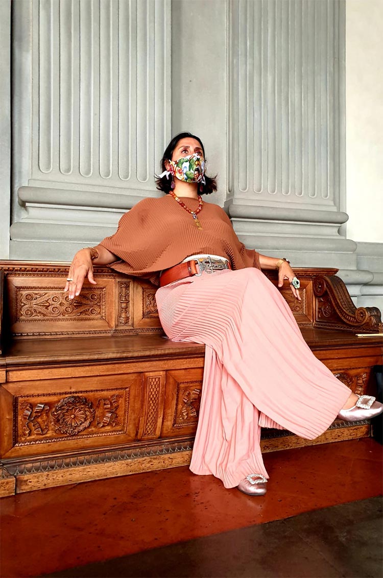 Cuoiofficine Florence italy olive green backpack Gracie Opulanza Ufizzi gallery Florence Italy 2020 (1)