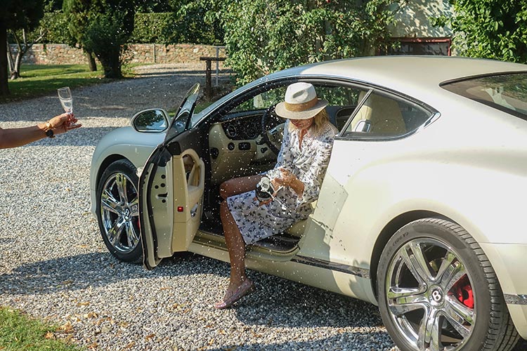 Pure Smart Stylish – Lady Orange Conscious Lifestyle Tips