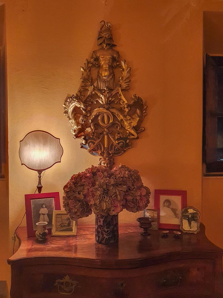 Try drying your own flowers at home &ndash; hydrangeas work brilliantly. Hang them upside down in a dry, airy, not-too-bright room so they don&rsquo;t get too bleached by the sunlight.