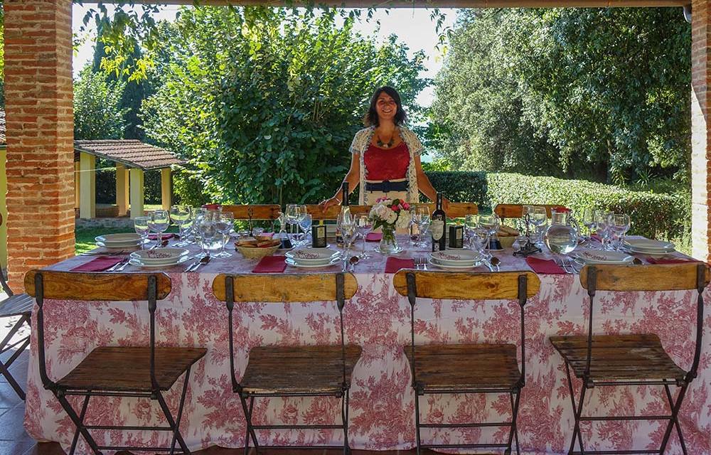 Fattoria-Mansi-Bernardo-outdoor-eating-6