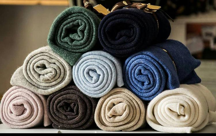 Cashmere Pyjamas – How To Spot A Fake?