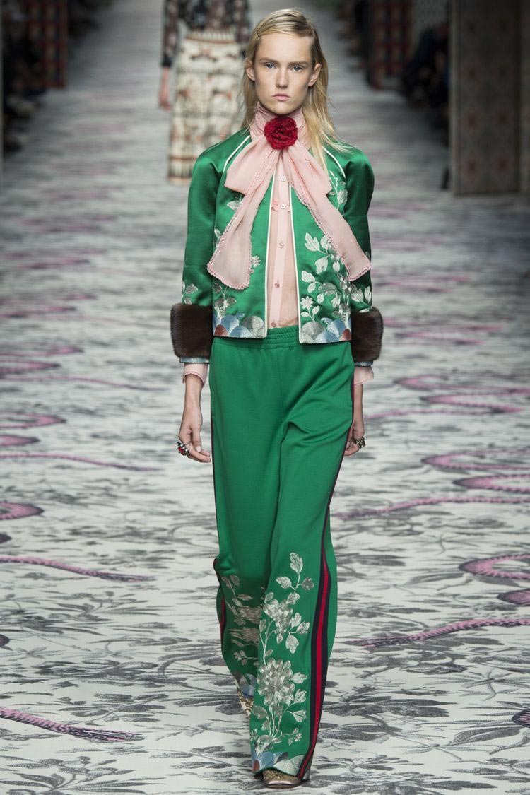 Gucci Cravat 2016