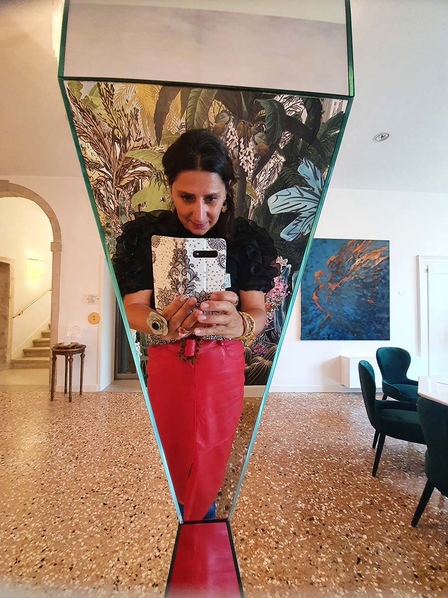 UTERQ&Uuml;E ( OO-TER-KWAY) &ndash; WHY AT FIFTY YOU SHOULD SHOP HERE