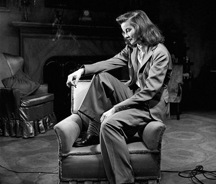 Elegant Vintage Styles for Winter