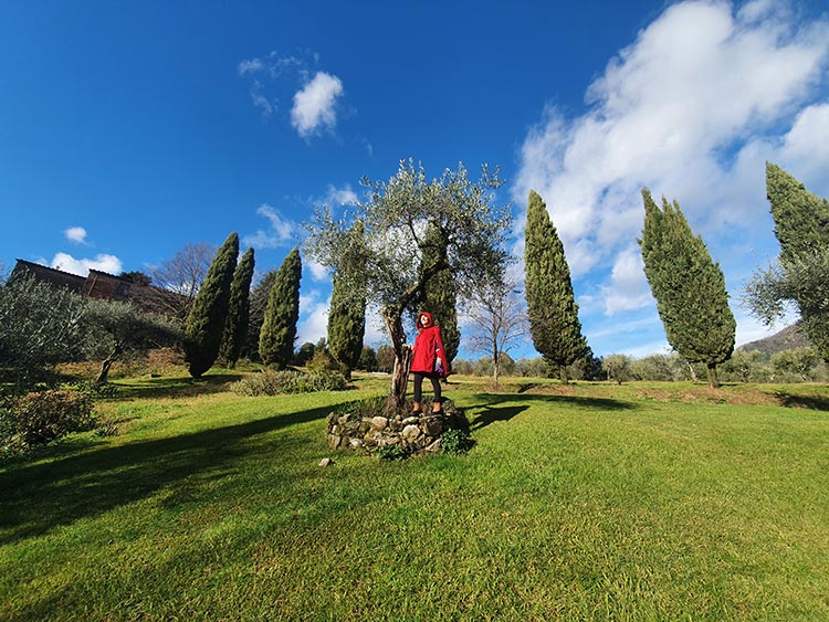 Tracey Nuels - FARGO Countryside Lifestyle Boot Reviewed Gracie Opulanza Italy Tuscany (14)