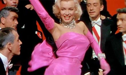 Marilyn Monroe  – Dressed By William Travilla