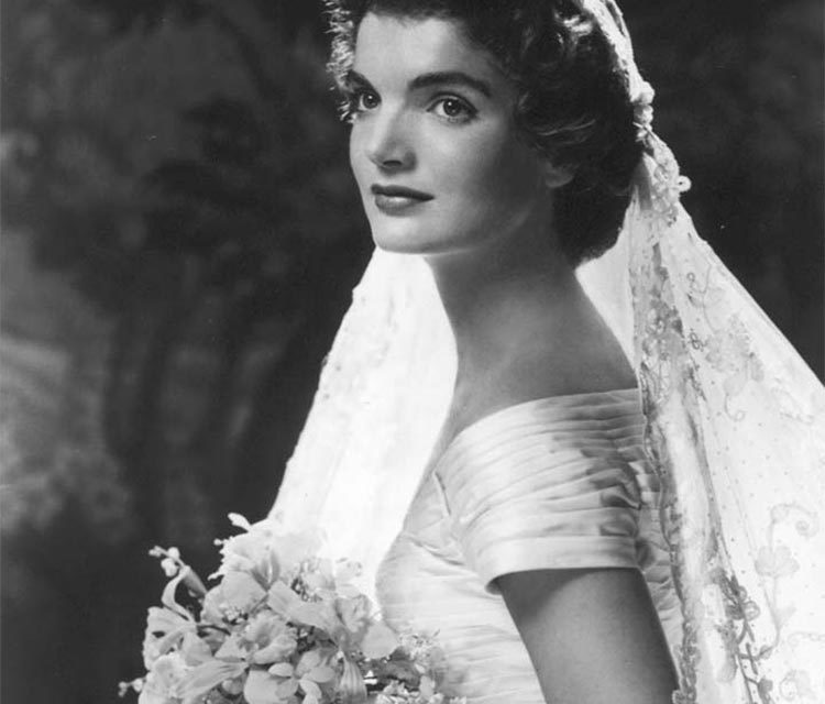 Top 5 Vintage Wedding Looks