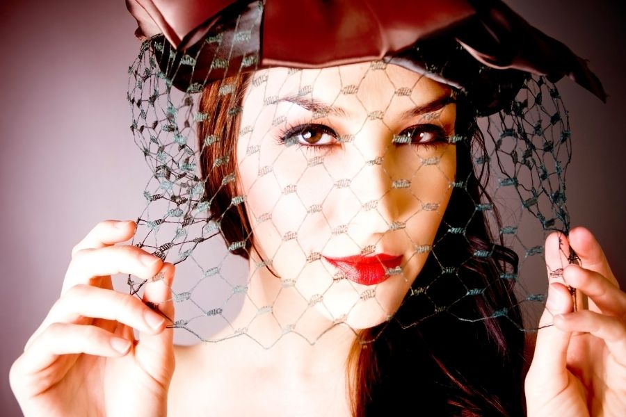 Hats Off To You - Vintage Style Tips 2021 (2)