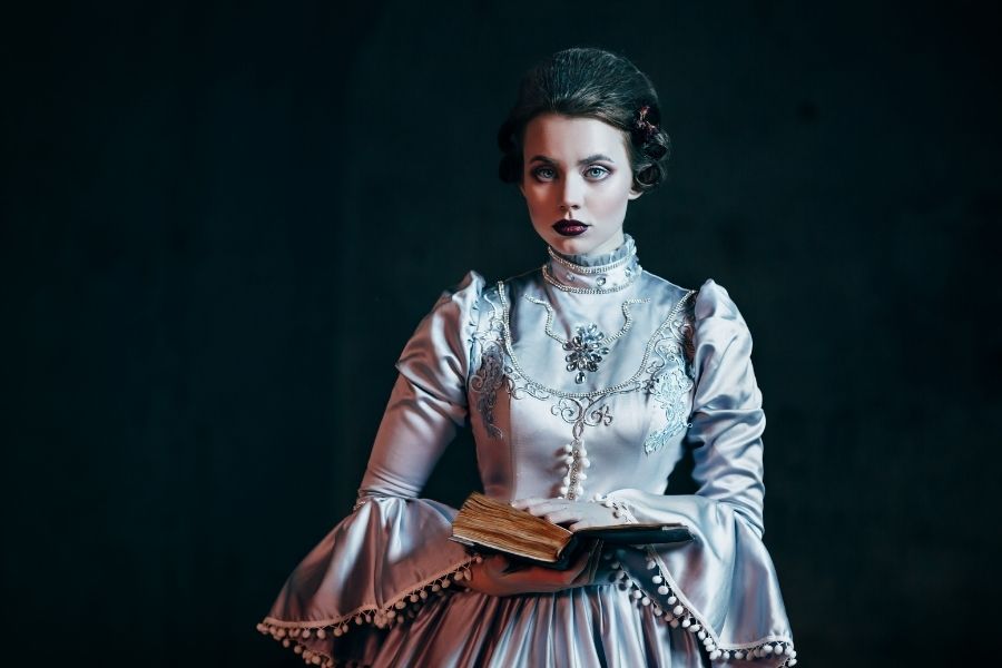 Victorian Shirt Blouse Returns Gracie Opulanza 2021 Netflix (2)