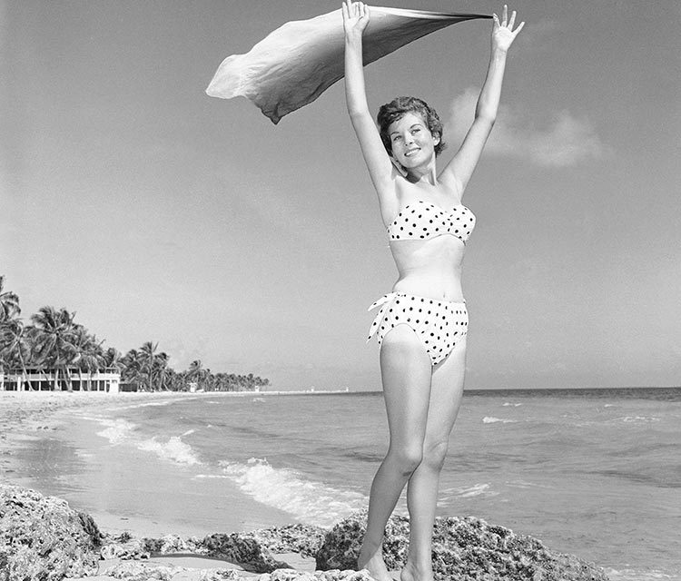 How to Rock The Retro Bikini This Summer