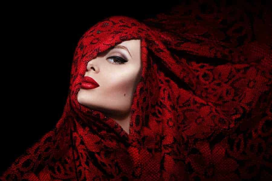 red lace head scarf