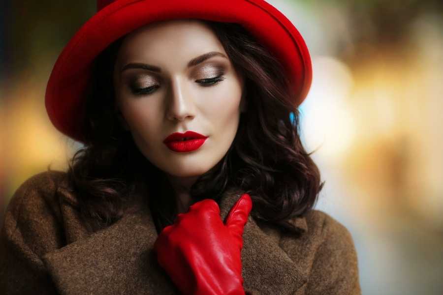 red stetson felt hat