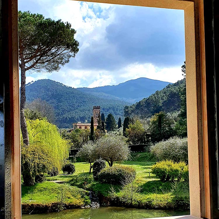 Villa Tuscany window view 2021