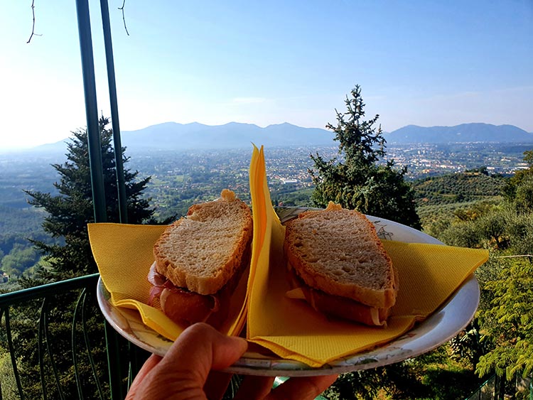 village-called-Matraia-Lucca-Italy-Tuscany