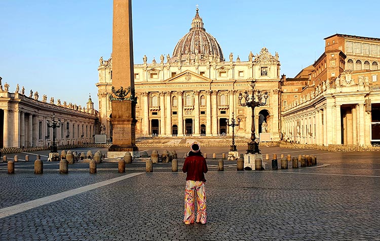 Vatican City Rome 2021 Pucci print Gracie Opulanza