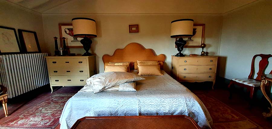 bedroom interior design Tuscany