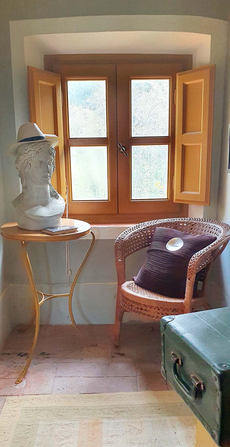 historical Italian chairs furniture