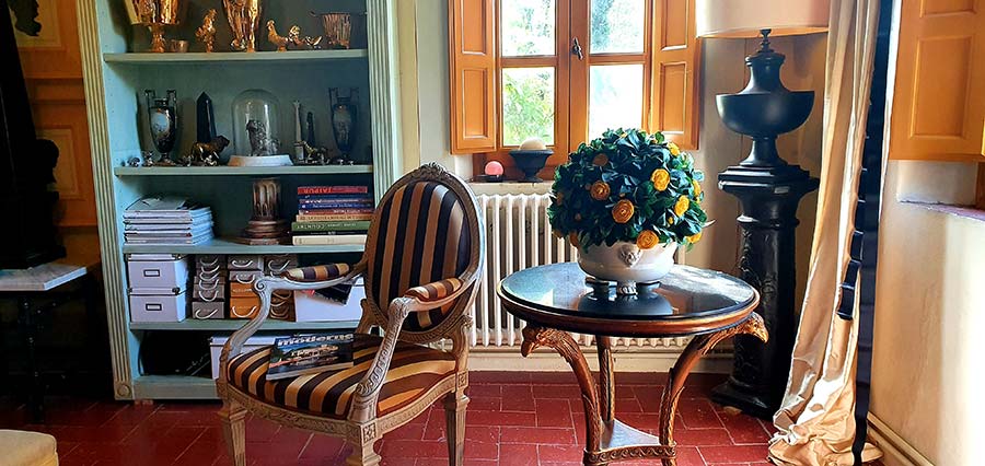 historical Italian chairs furniture