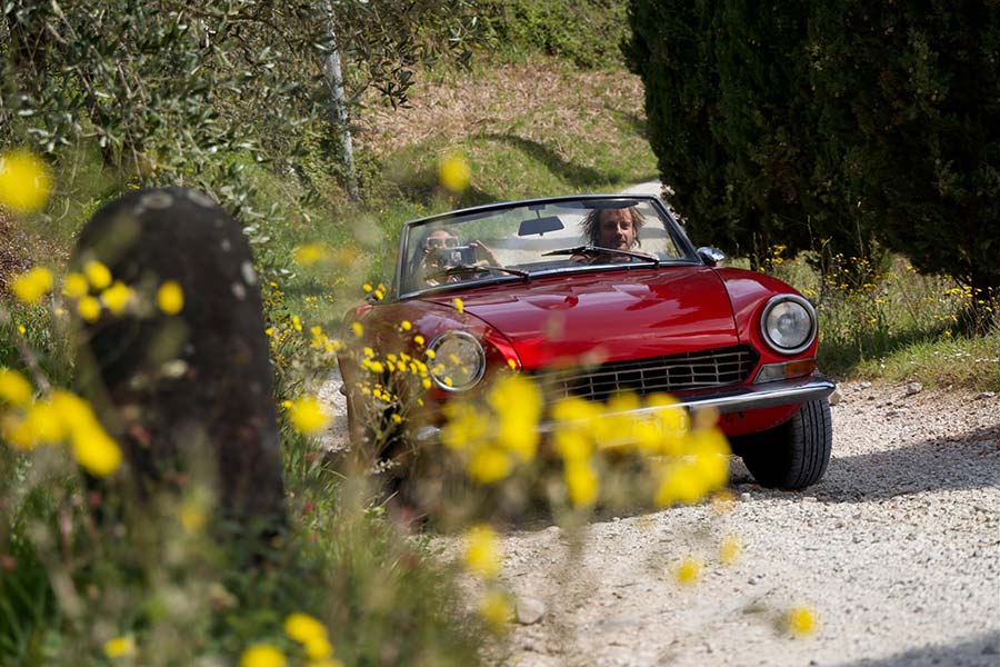 Fiat 124 Spider Tuscany made in italy Gracie Opulanza (1)
