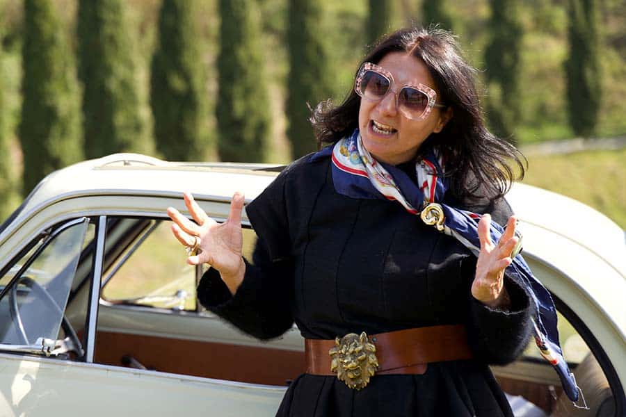 Fiat 500 - Tuscany Lifestyle Tips Fiat spider classic cars Gracie Opulanza 2021 (13)