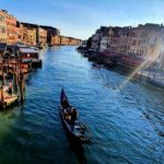 Venice Gondola Style – What to Wear, Where to Ride, and How to Float Like a Billionaire in the Summer Heat