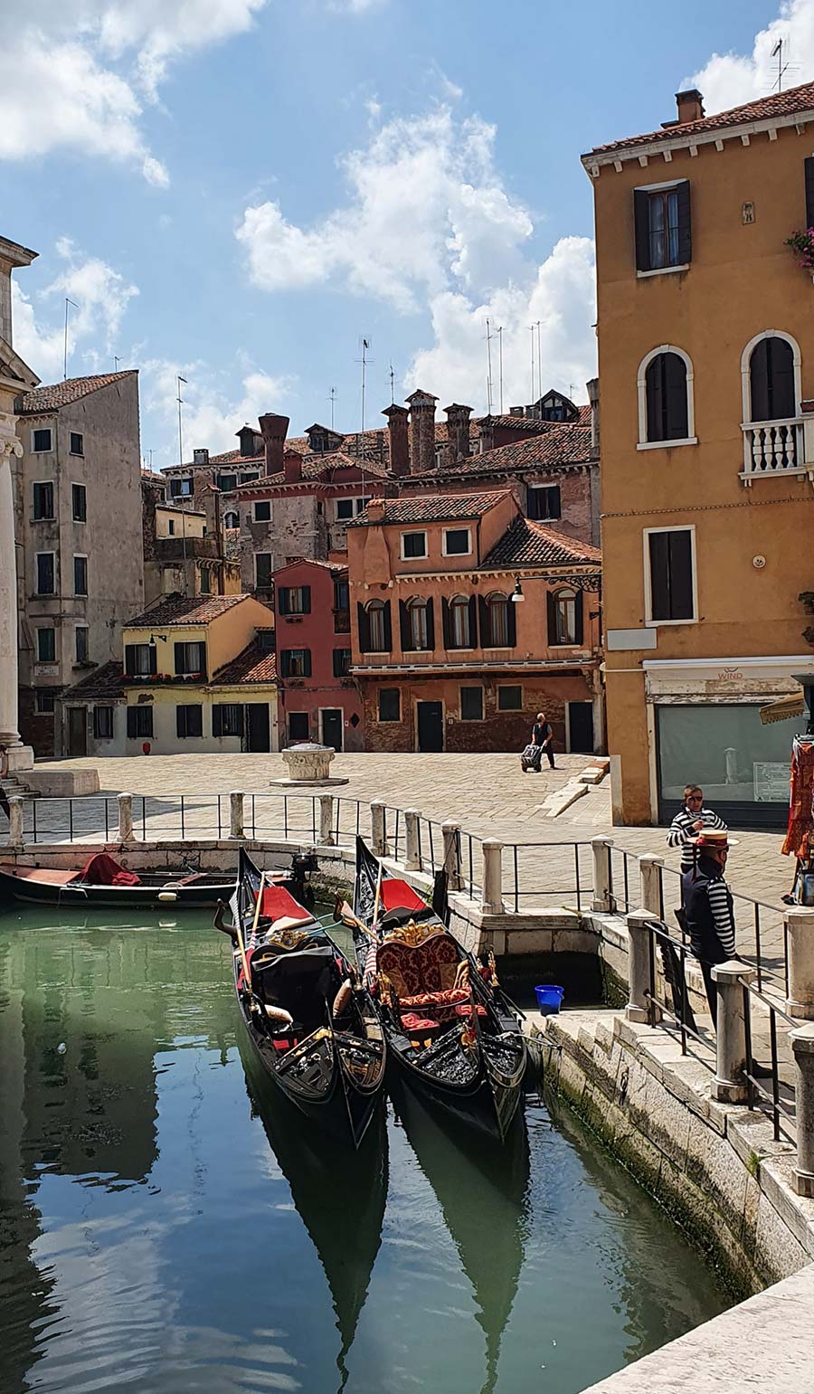 Gondola Style venice 2021 Italy Gracie Opulanza Venezia (5)