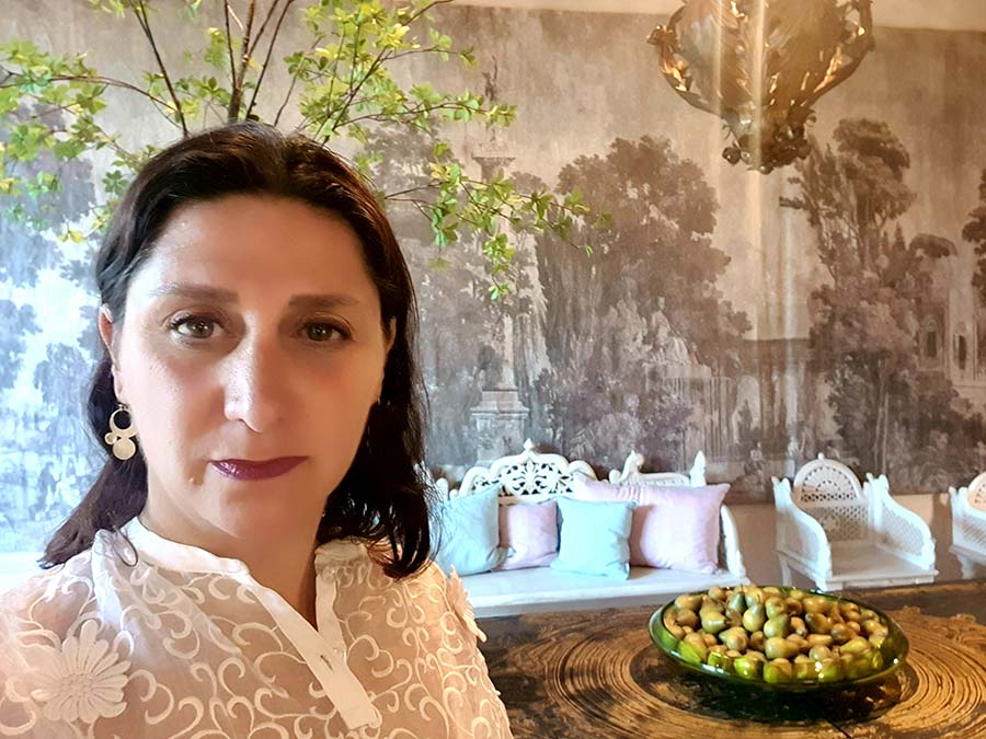 Vintage Lace Venice Gracie Opulanza