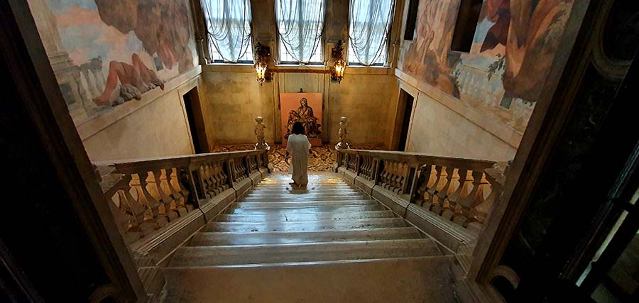 Ca Sagredo Venice Hotel Staircase Grand Canal (3)