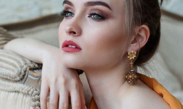 Four Tips to Keep Your Face Fashionable