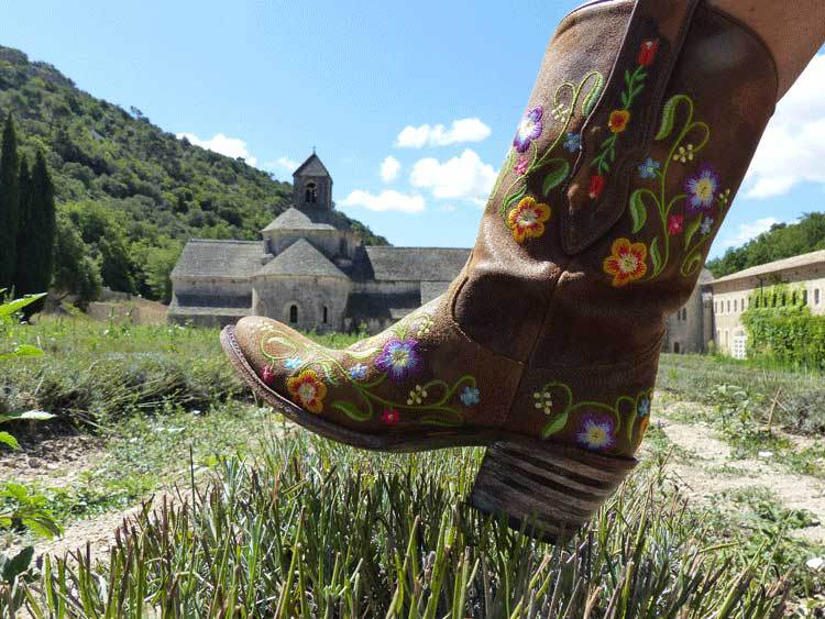 embroidery boots flower