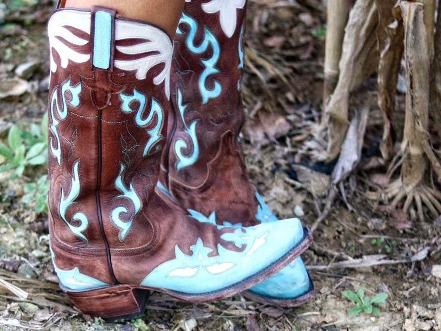 Embroidery Cowboy Boots