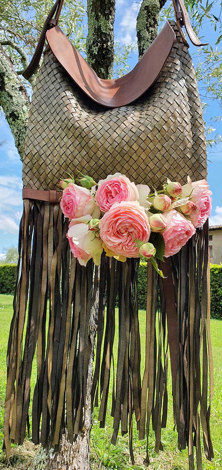 Olive green weaving bag made in Italy roses