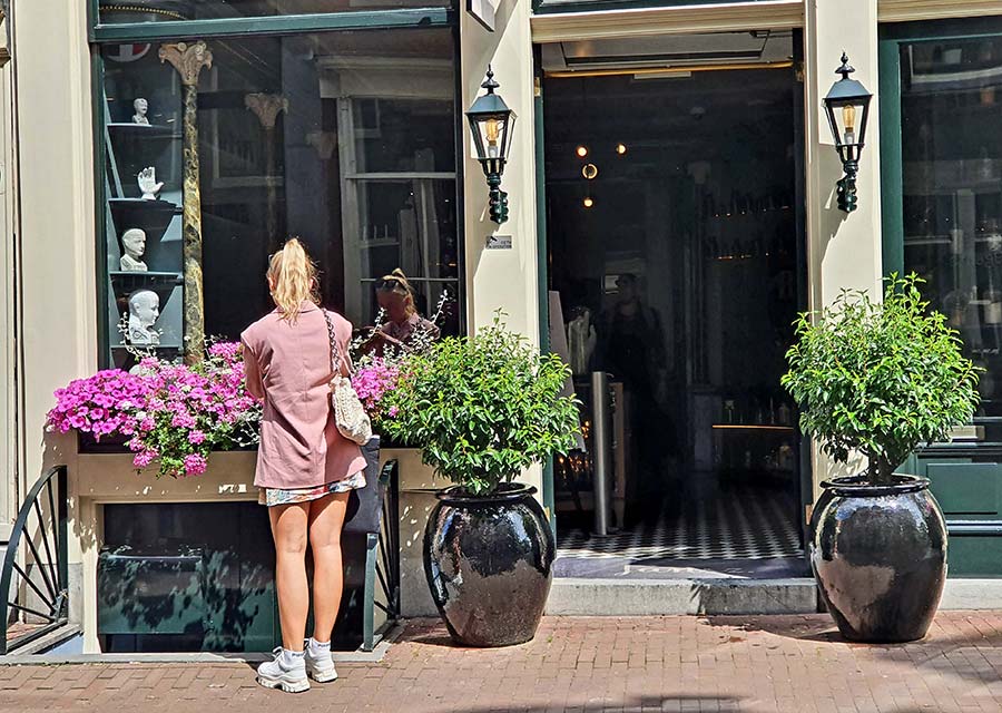 pink blazer Amsterdam