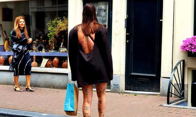 Black And White – How To Mix And Match Style Tips