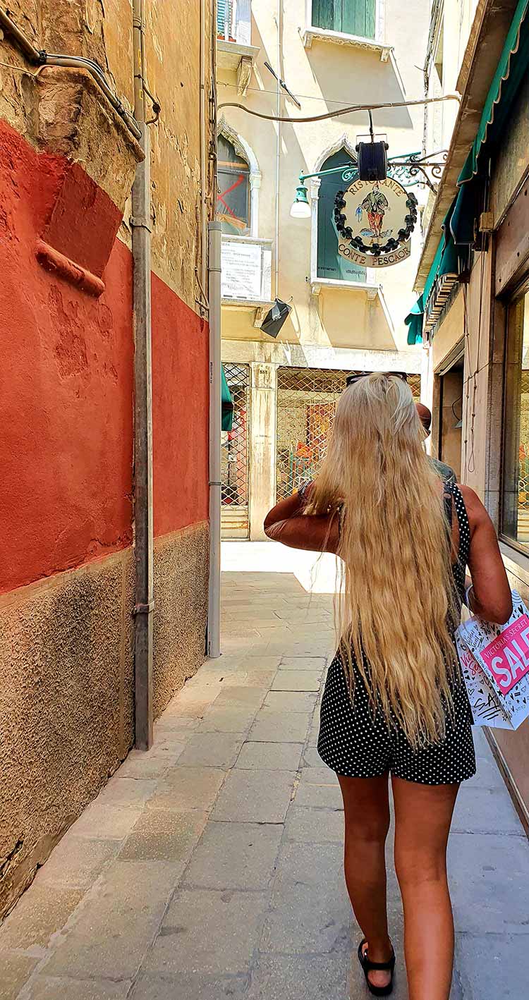 long blonde hair pantene