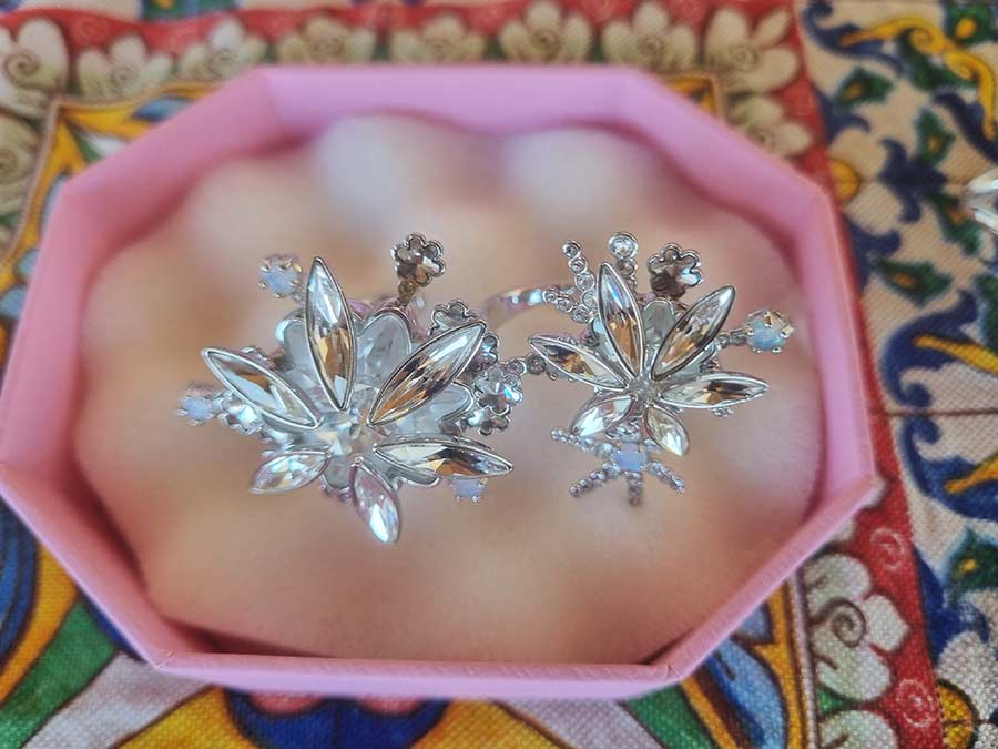 swarvoski-atelier-ring-for-large-hands.jpg-bespoke