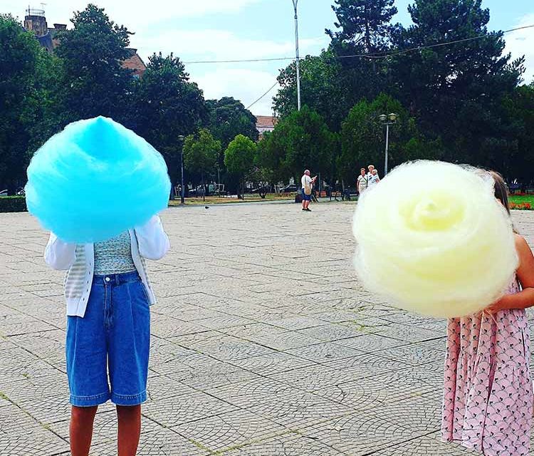 The Illusion of Choice – A Debate on Style, Judgment, and the Death of Fashion