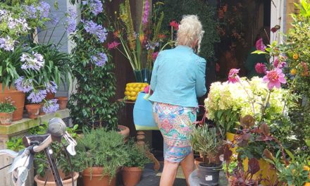 Colour  – Mental Health Fashion Style Tips