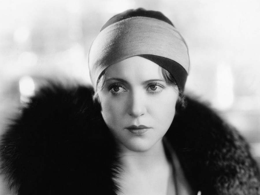 Hanky Panky With Vintage Handkerchiefs Style Tips