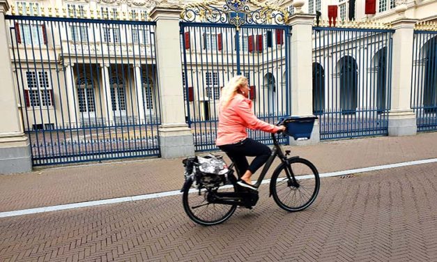 Bike Style – Are High Heels Illegal In Holland?