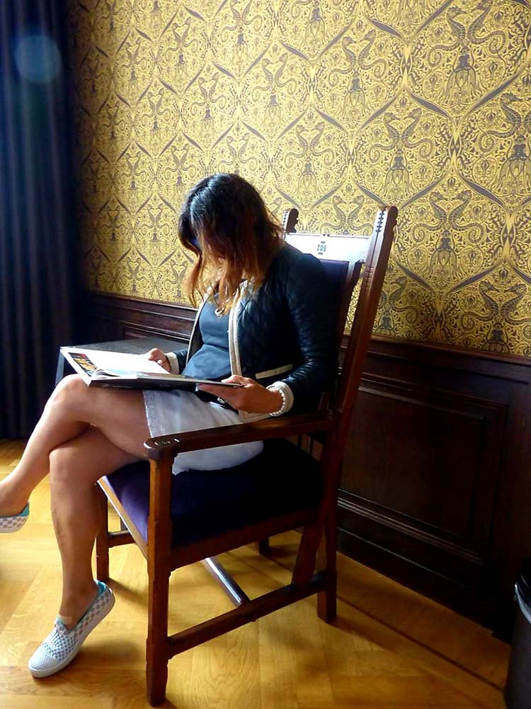 Gracie Opulanza wall art