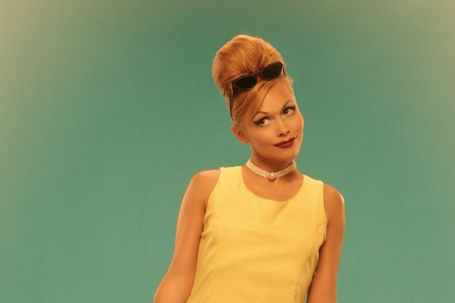 How to Get the 60s Geometric Mod Look yellow