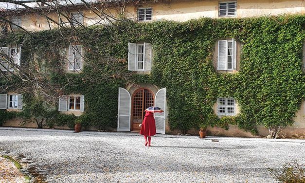 Red – How To Style Your Red Accessories