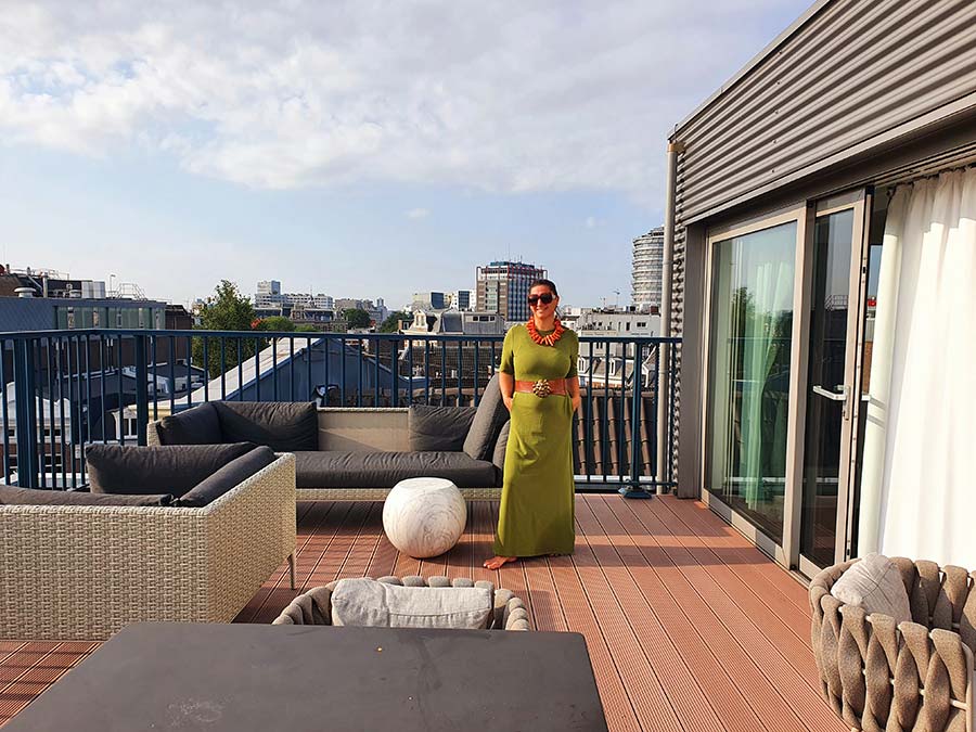 Vanilia Olive green dress Kimpton De Vitt Amsterdam Penthouse